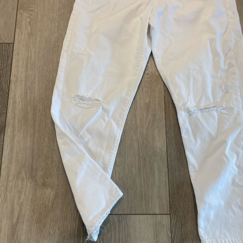 J. Crew Slouchy boyfriend jean White with distressing - Picture 3 of 8